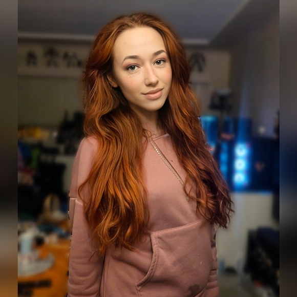 Meet your Posher, Maka - Picture 2 of 2